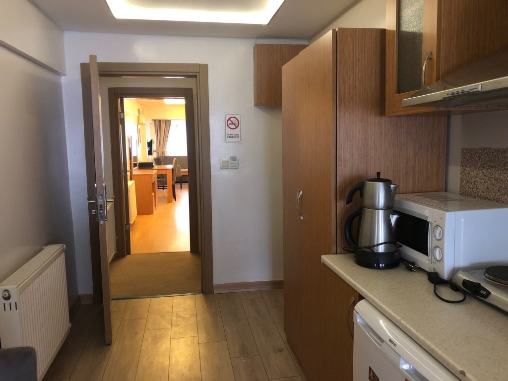 Aiza Suites 13