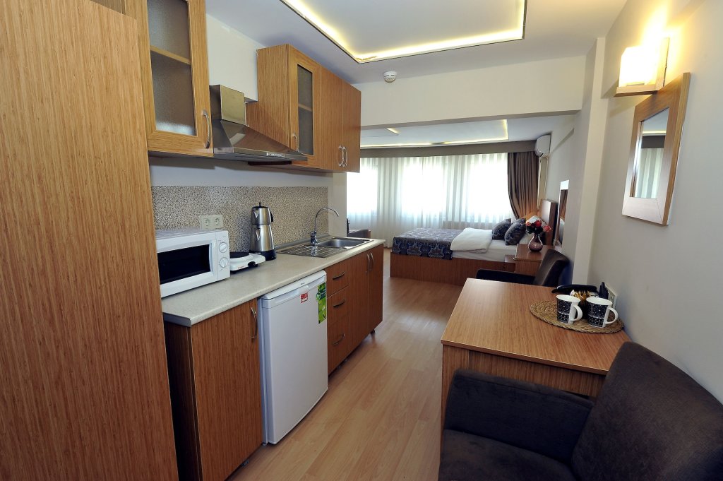 Aiza Suites 20