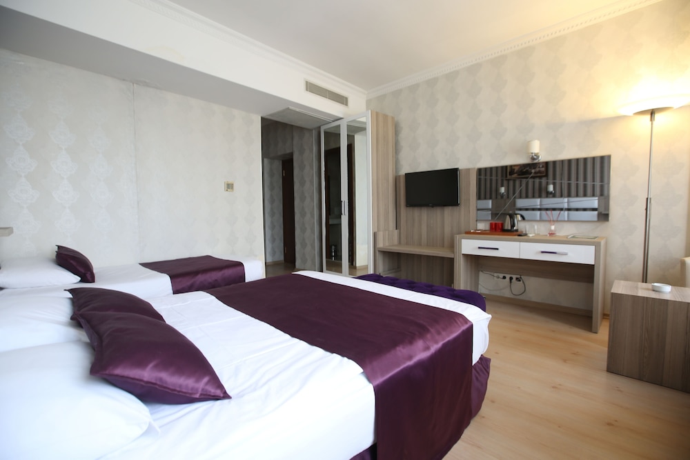 Nil Hotel Istanbul City Center 12