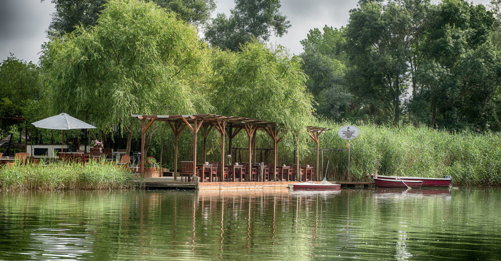 Wineport Lodge Agva 19
