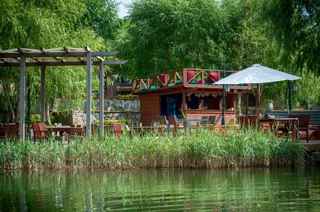 Wineport Lodge Agva 21