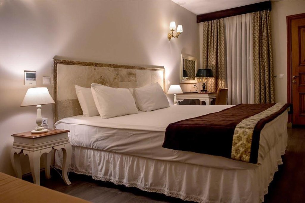 Wineport Lodge Agva 6