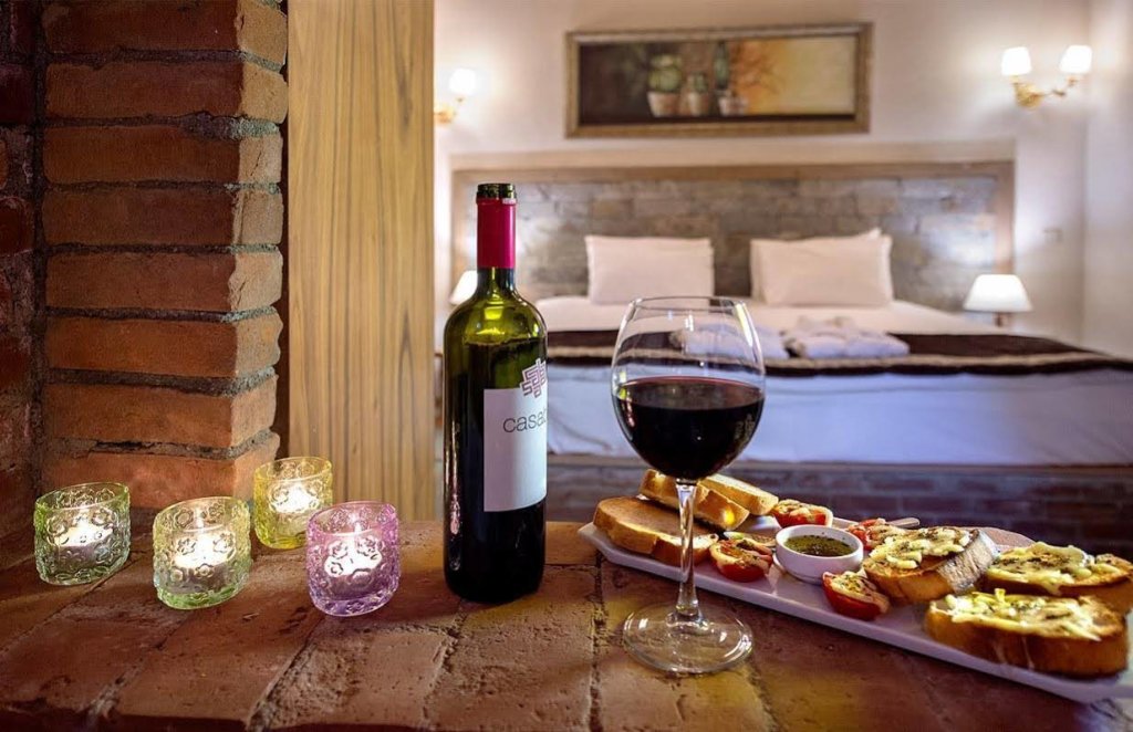 Wineport Lodge Agva 8