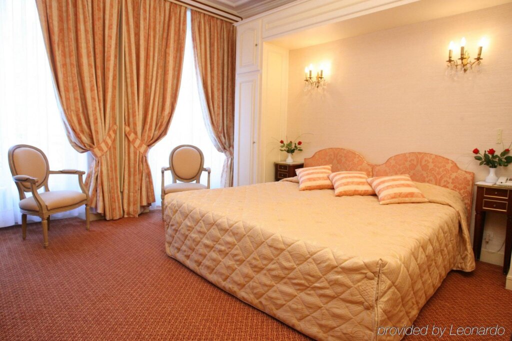 Hotel St Pétersbourg Opéra & Spa 1