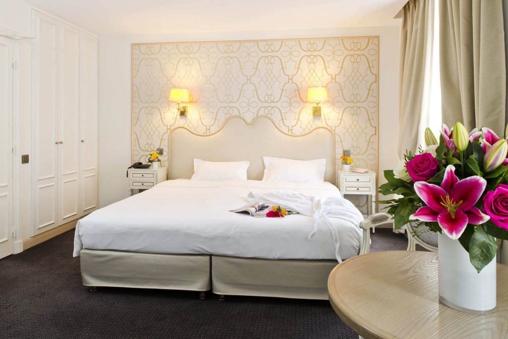 Hotel St Pétersbourg Opéra & Spa 15