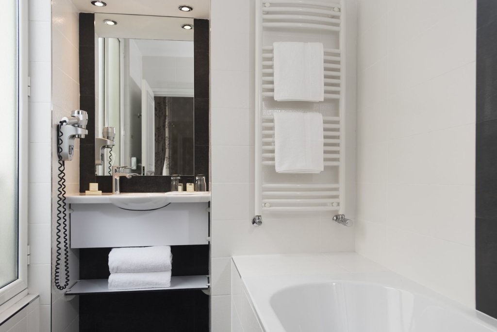 Hotel St Pétersbourg Opéra & Spa 23