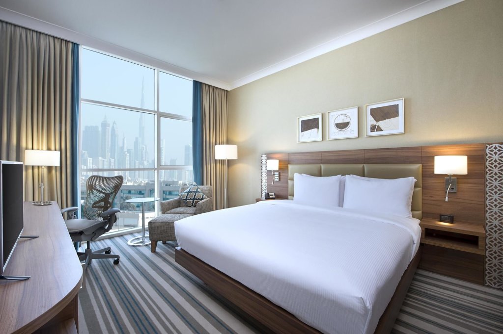 Hilton Garden Inn Dubai Al Mina 4