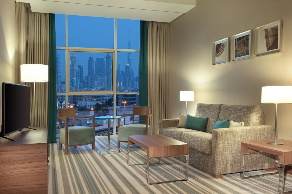 Hilton Garden Inn Dubai Al Mina 9