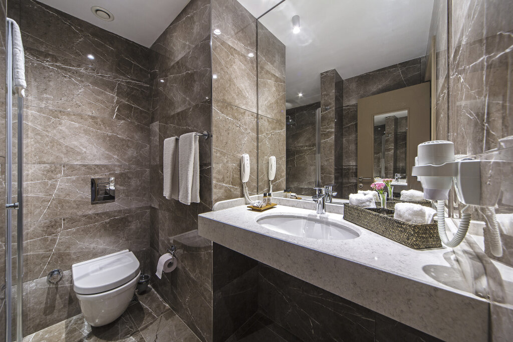Redmont Hotel Nisantasi 19
