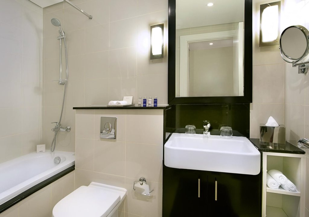 DAMAC Maison Canal Views 16