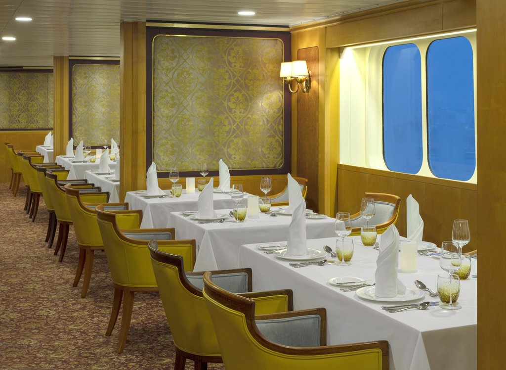 Queen Elizabeth 2 Hotel 19