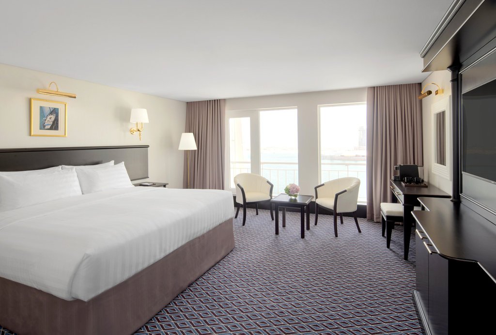 Queen Elizabeth 2 Hotel 2