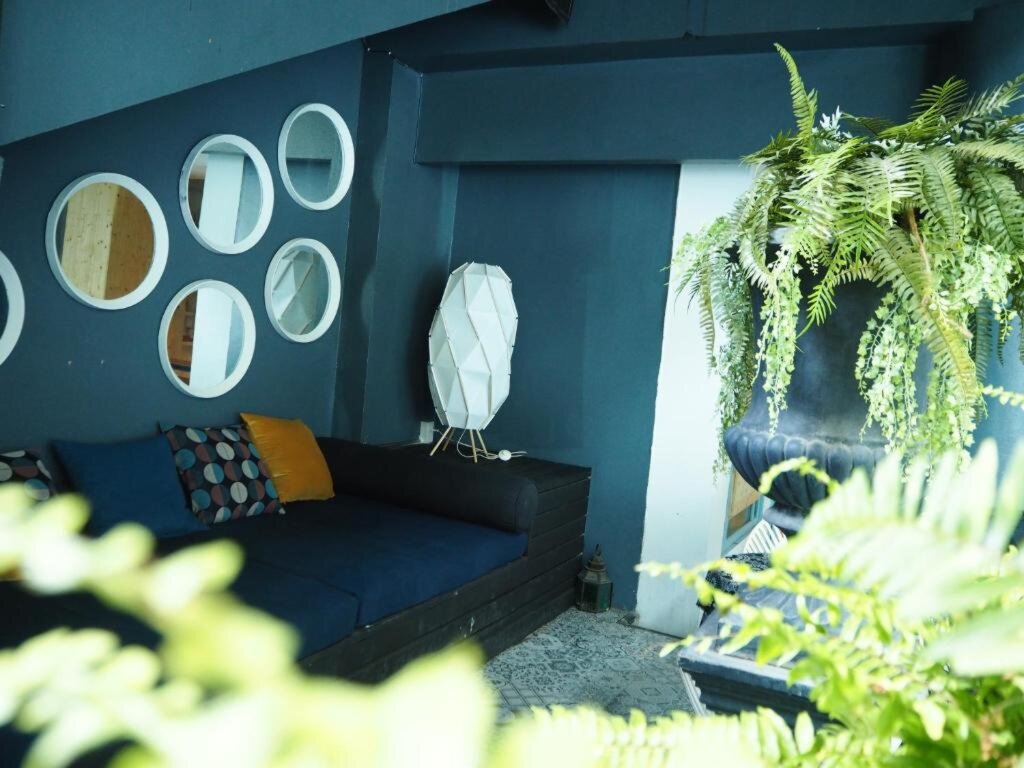 Blu Cabin Ari Stylish Gay Poshtel 21