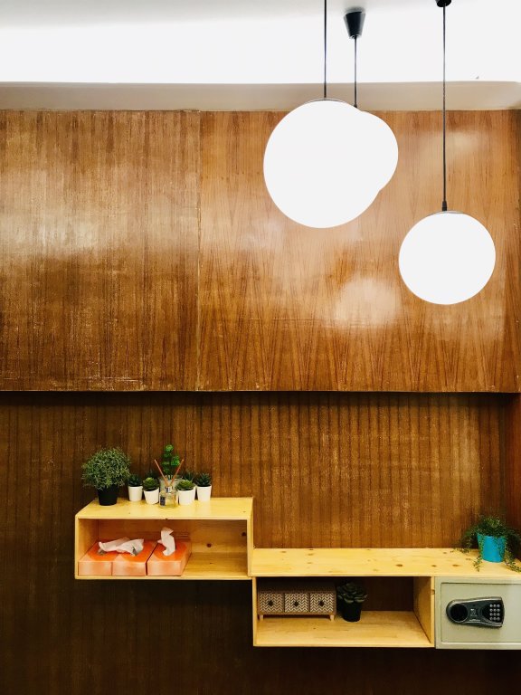 Blu Cabin Ari Stylish Gay Poshtel 5
