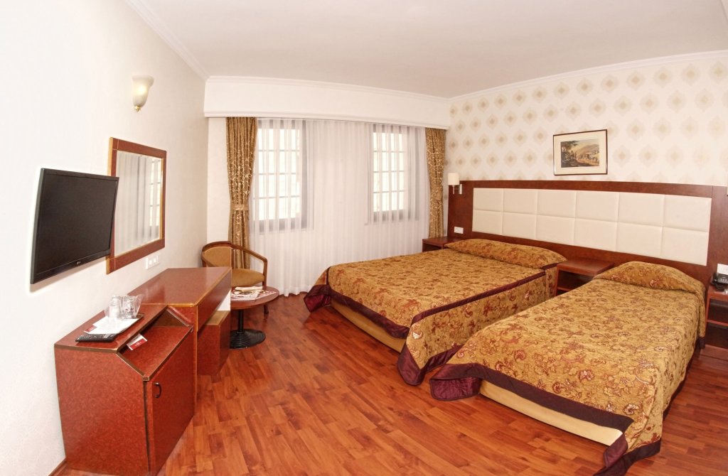 Orient Mintur Hotel 17