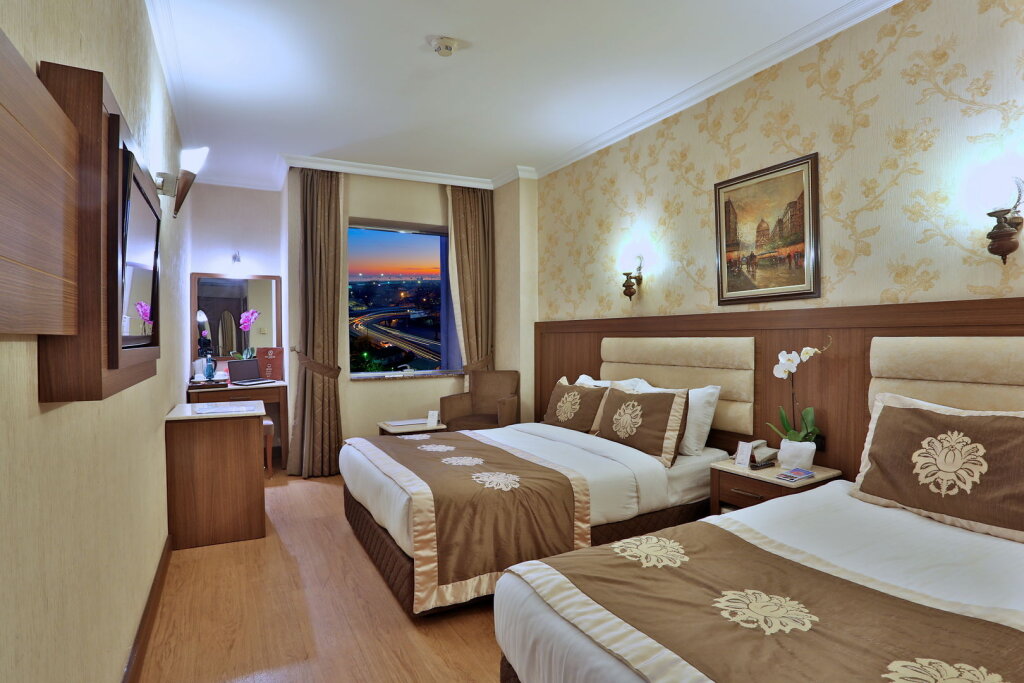 Grand Hilarium Hotel 1