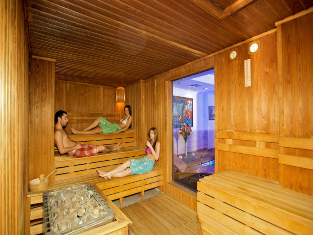Grand Hilarium Hotel 16