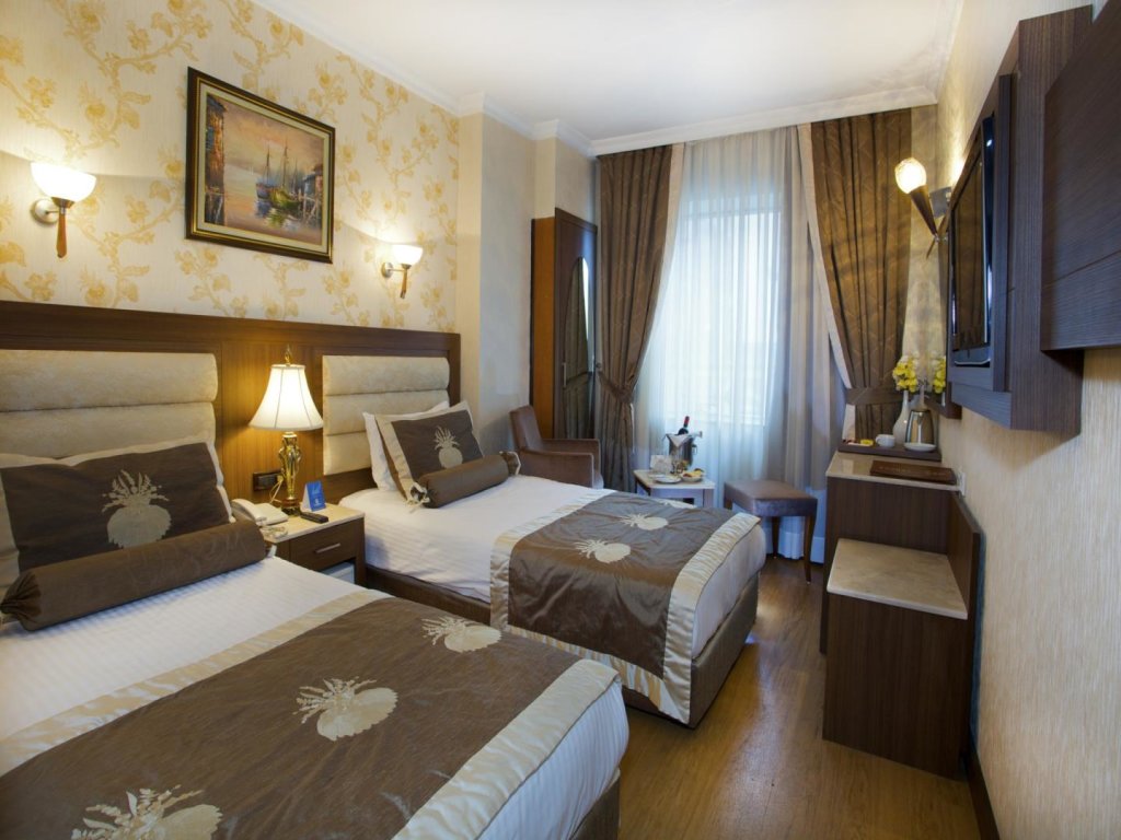 Grand Hilarium Hotel 17