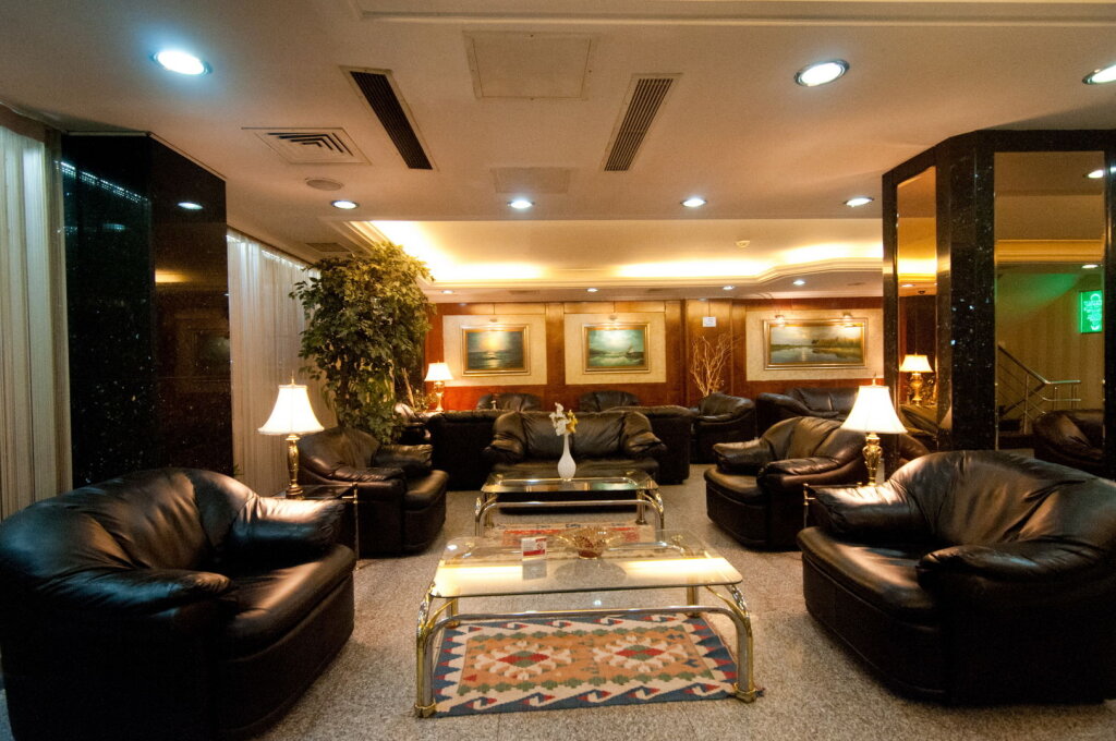 Grand Hilarium Hotel 5
