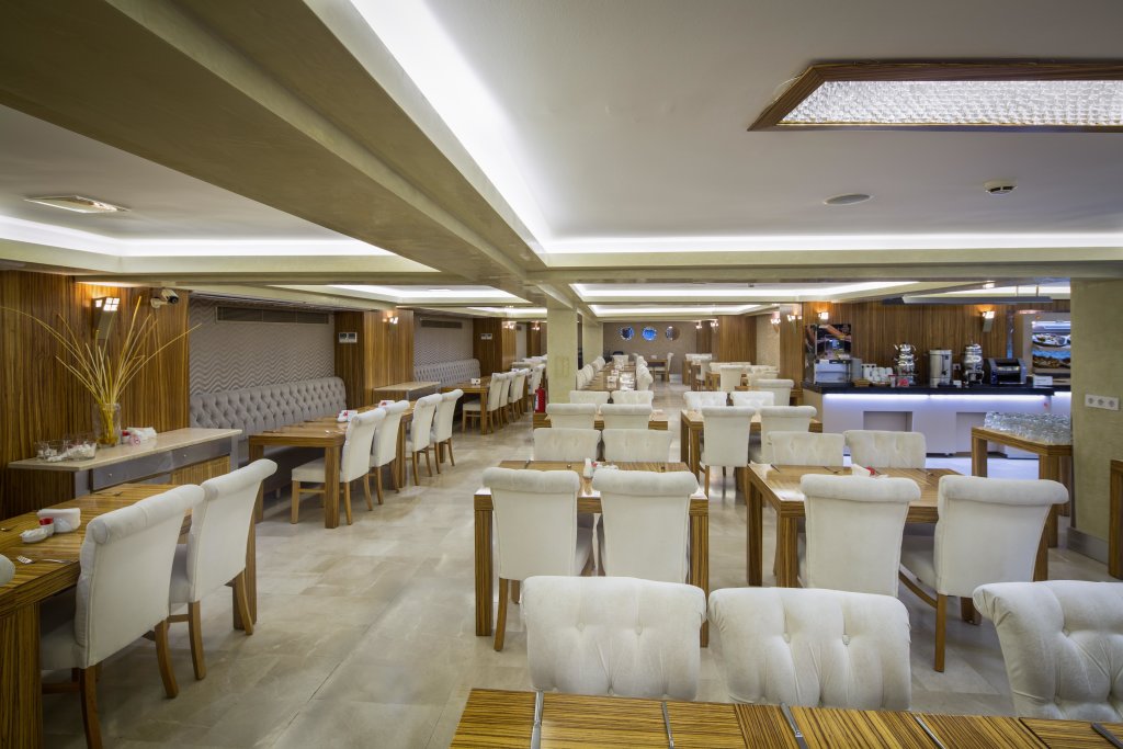 Orka Royal Hotel & Spa 20