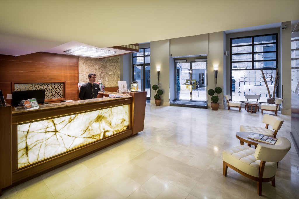 Orka Royal Hotel & Spa 4