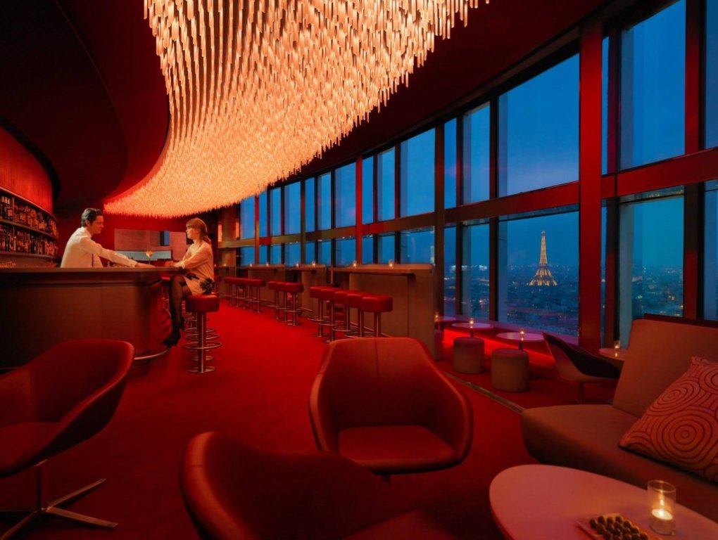 Hyatt Regency Paris Etoile 10