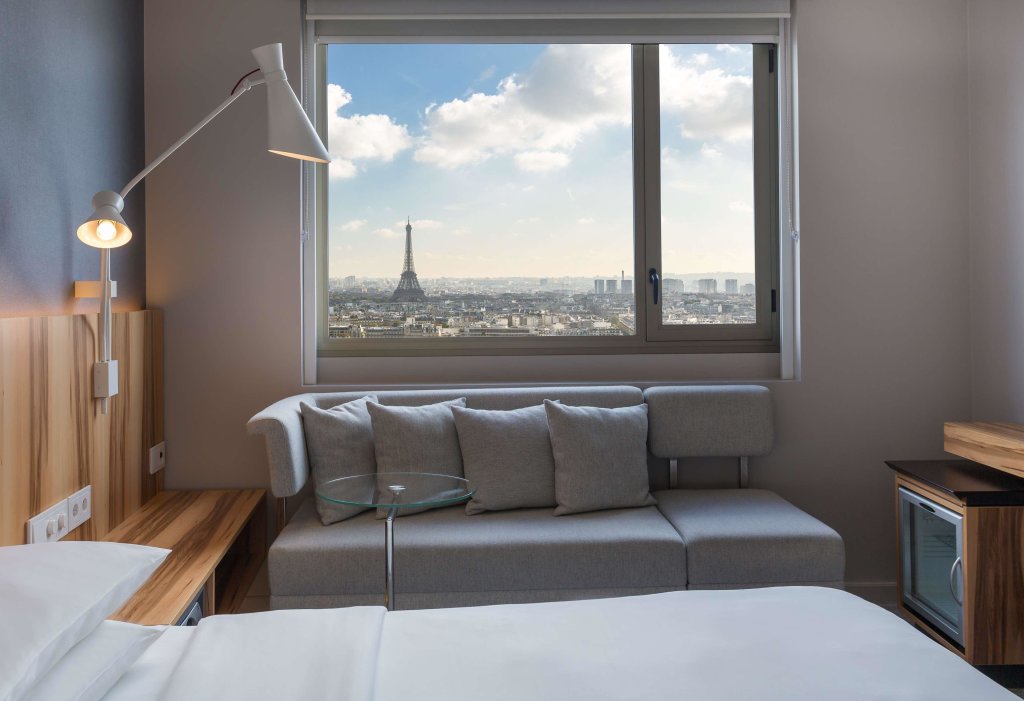 Hyatt Regency Paris Etoile 16