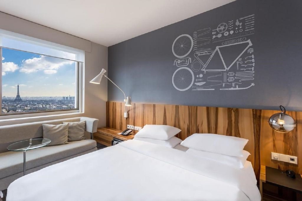Hyatt Regency Paris Etoile 4