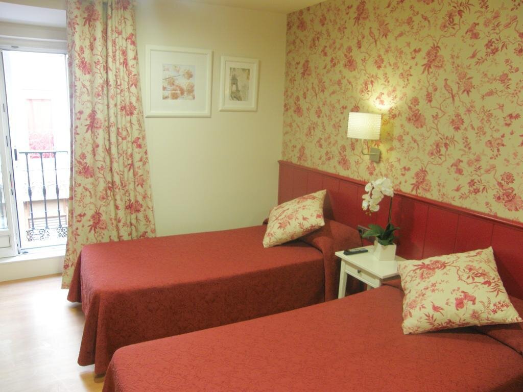 Hostal Matheu 17
