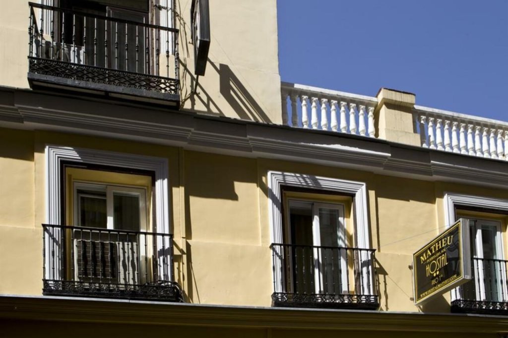 Hostal Matheu 21