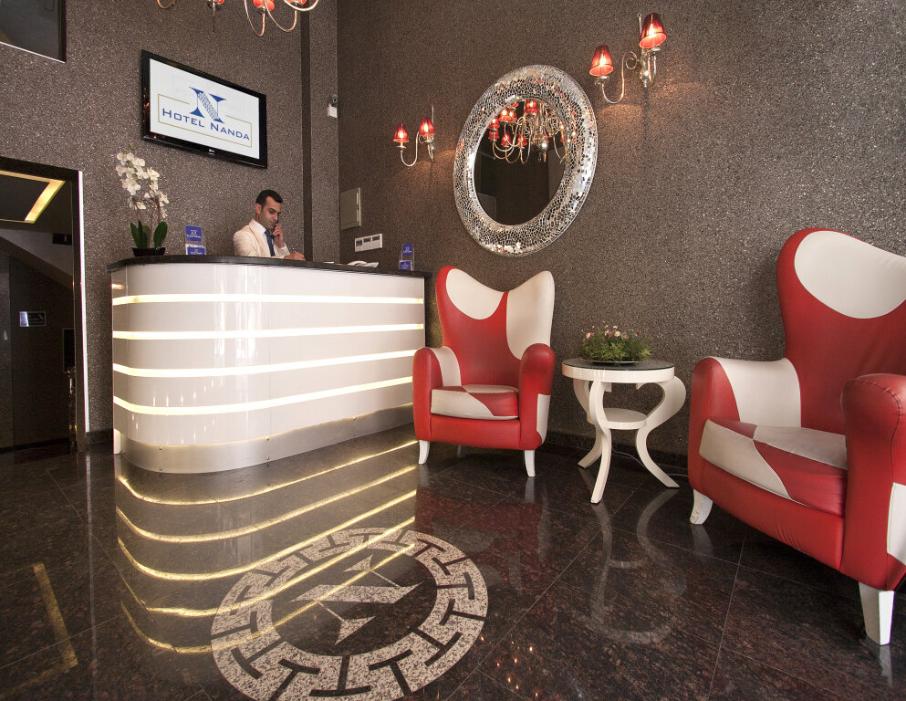 Hotel Nanda 13