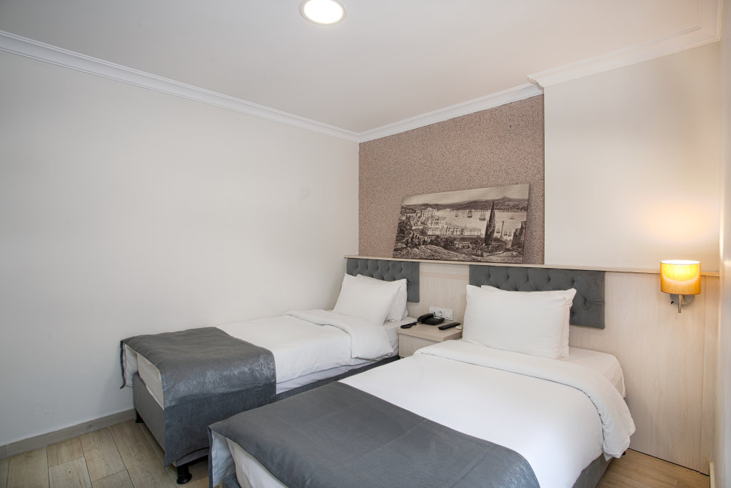 Sim Hotel 16