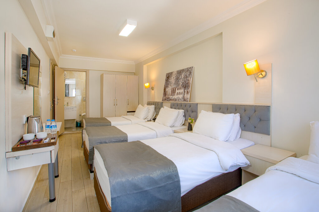 Sim Hotel 21