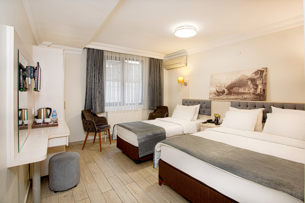 Sim Hotel 23