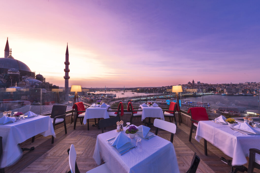 Alpek Hotel 13