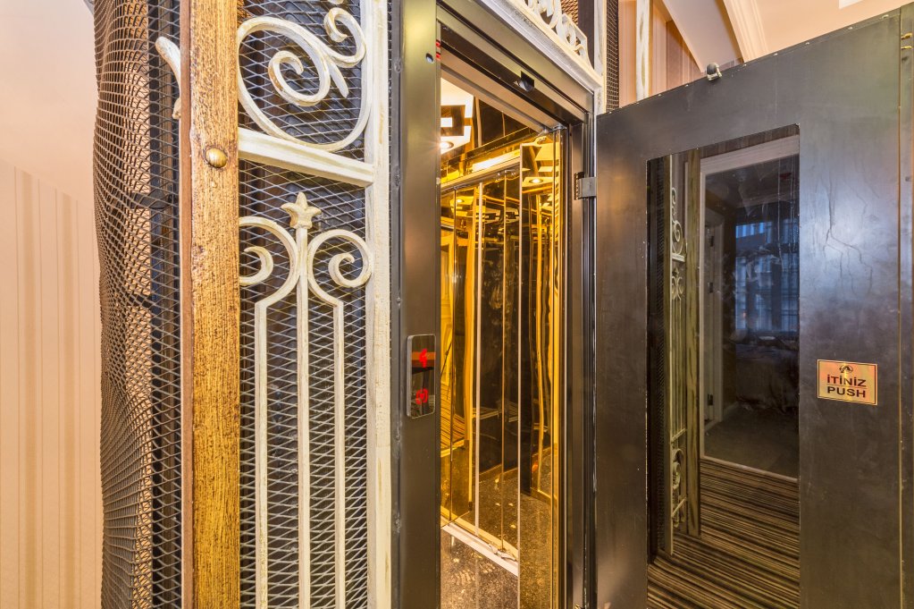 Alpek Hotel 5