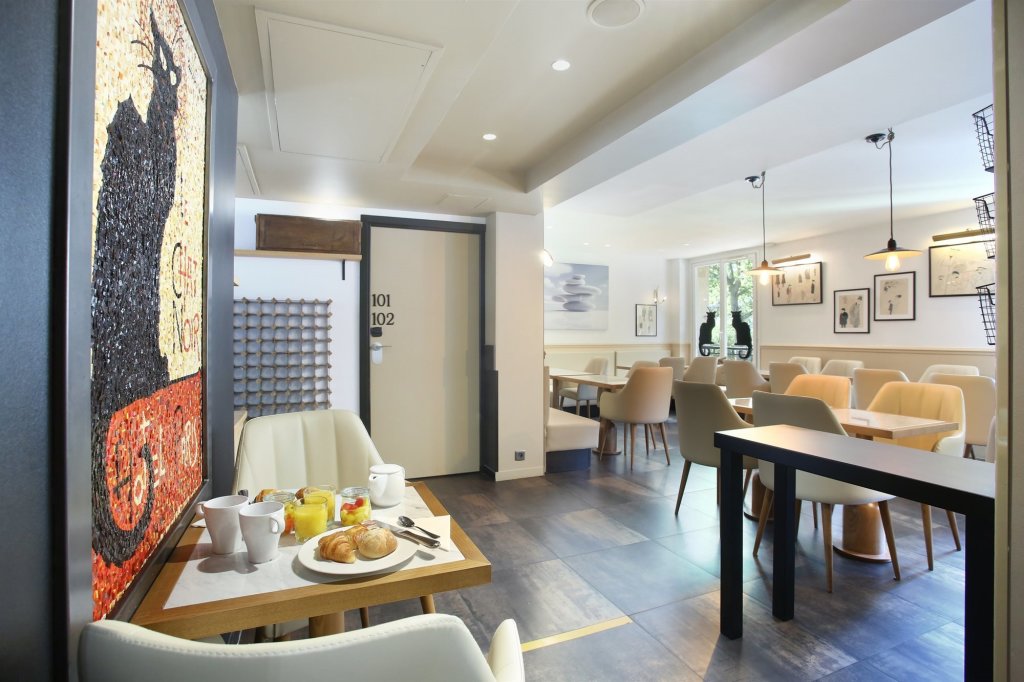 Hôtel Le Chat Noir 18
