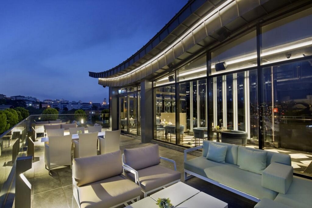 DoubleTree by Hilton Hotel Istanbul - Piyalepasa 1
