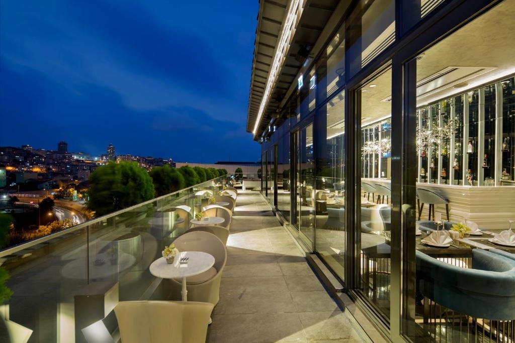 DoubleTree by Hilton Hotel Istanbul - Piyalepasa 16