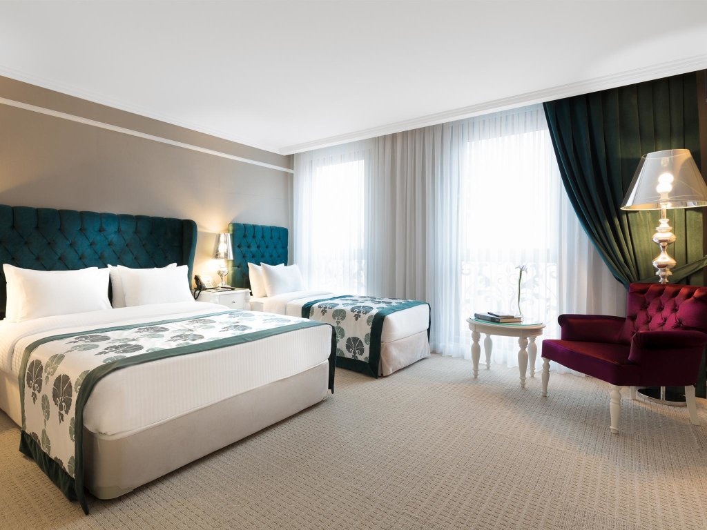 Metropolitan Hotels Taksim 20