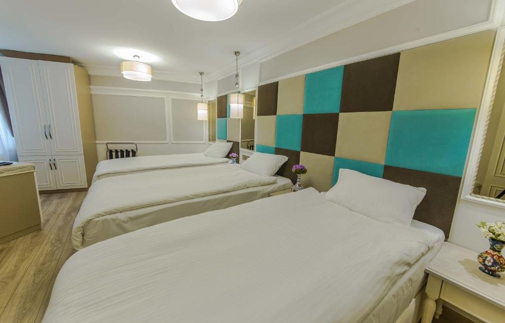 The Constantine Hotel 10
