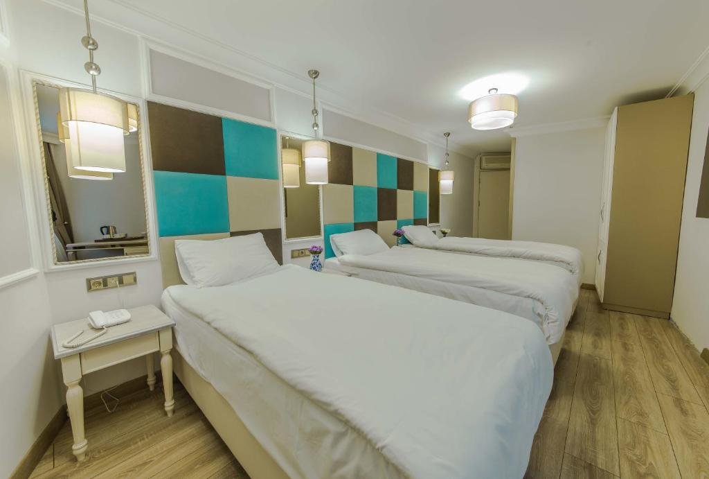 The Constantine Hotel 12