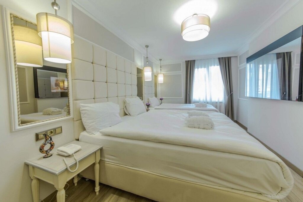 The Constantine Hotel 13