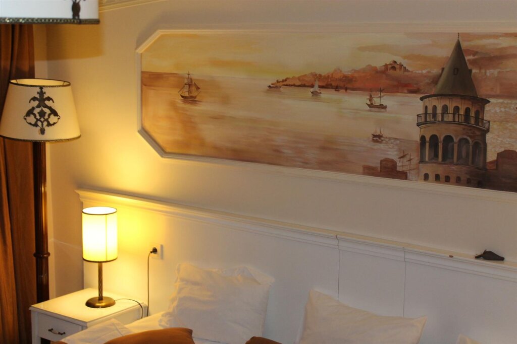 The Constantine Hotel 7
