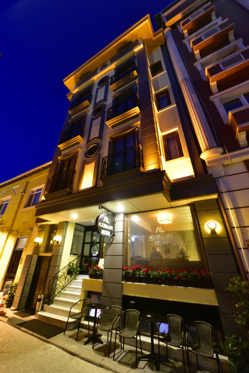 Agora Life Hotel 18