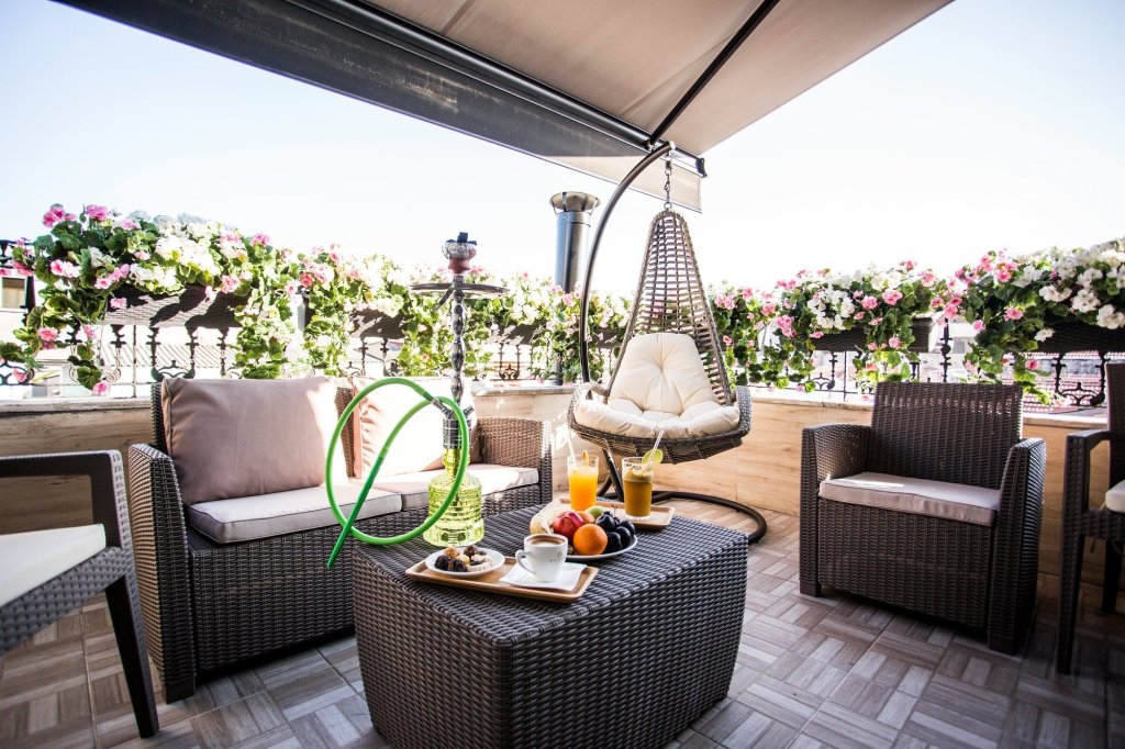 Bonne Sante Hotel 21