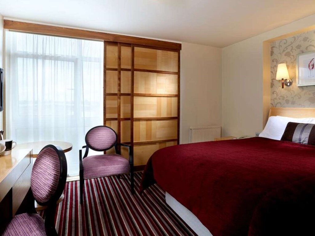 London Croydon Aerodrome Hotel, BW Signature Collection 15