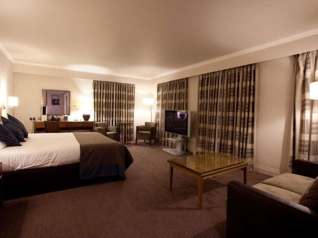 London Croydon Aerodrome Hotel, BW Signature Collection 16