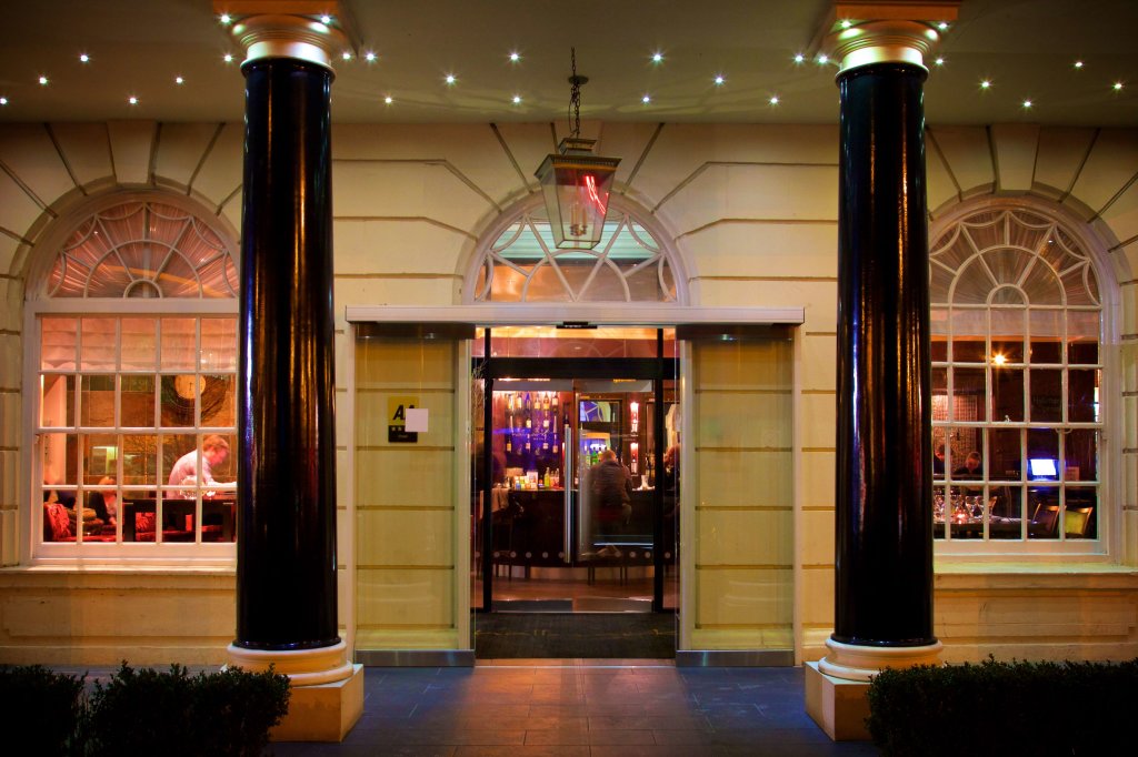 London Croydon Aerodrome Hotel, BW Signature Collection 4