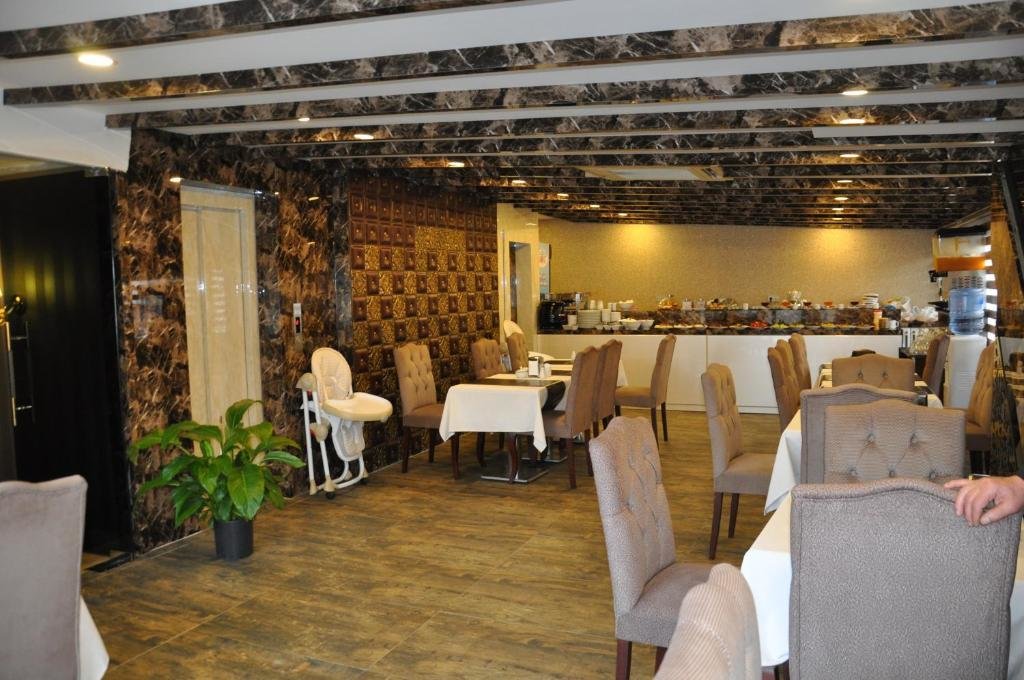Golden Rain Hotel Old City 20